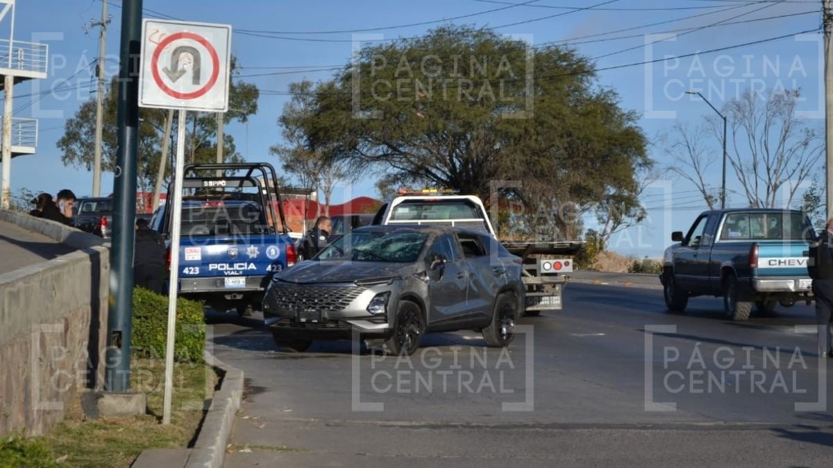 ¡Otra vez en San Juan Bosco! Vuelca en el mismo lugar donde ocurrió lo del camión urbano