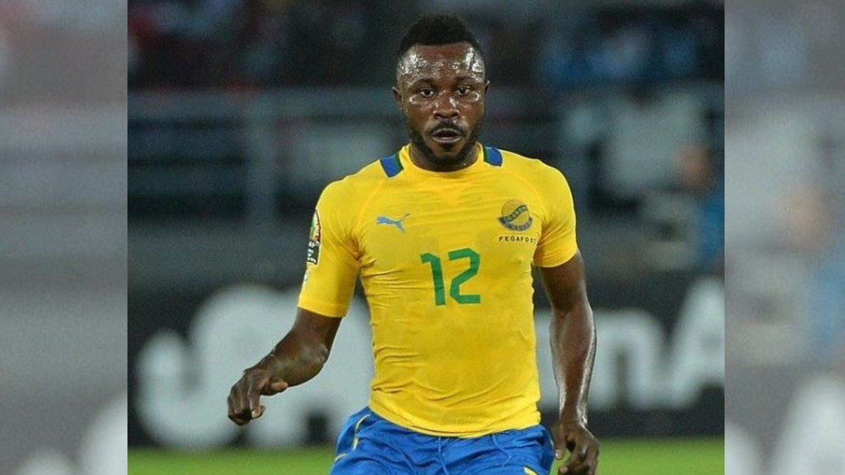 Jugador habría nacido ¡cuatro años después de la muerte de su mamá!