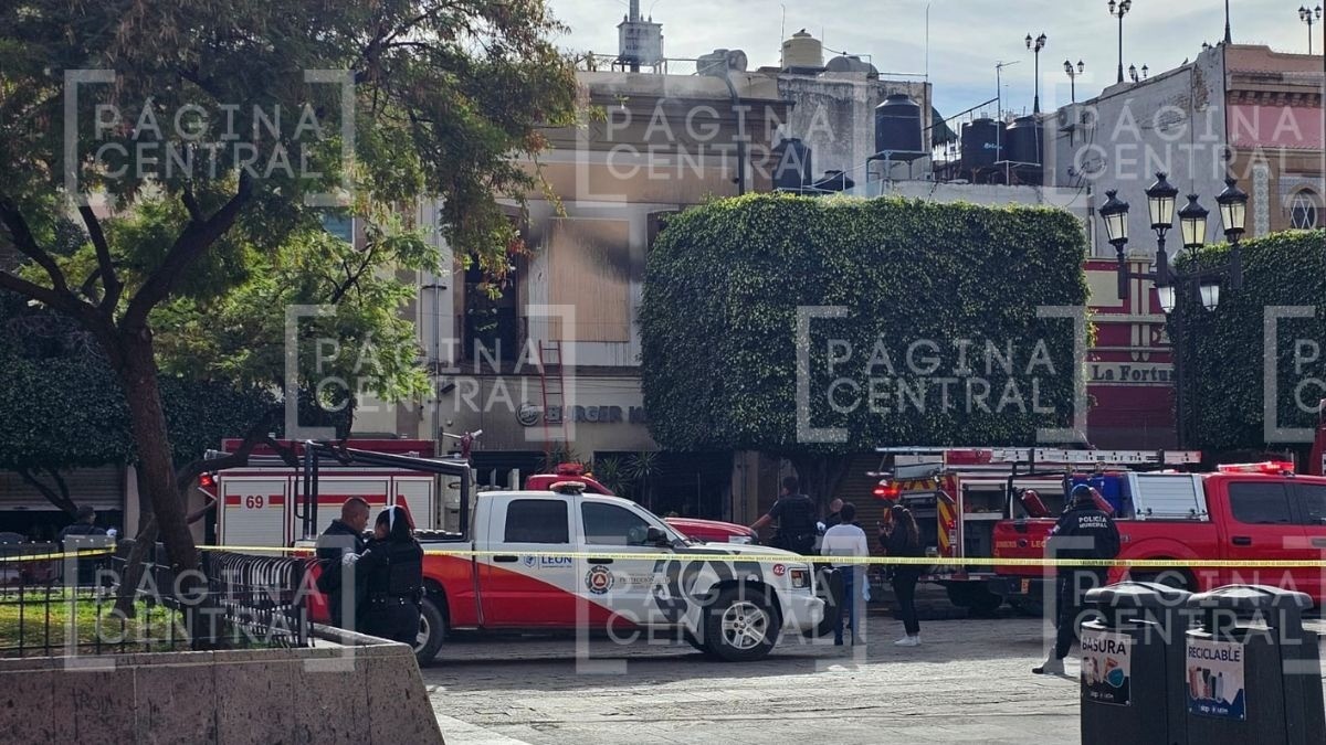 Arde Burger King de la Zona Peatonal de León