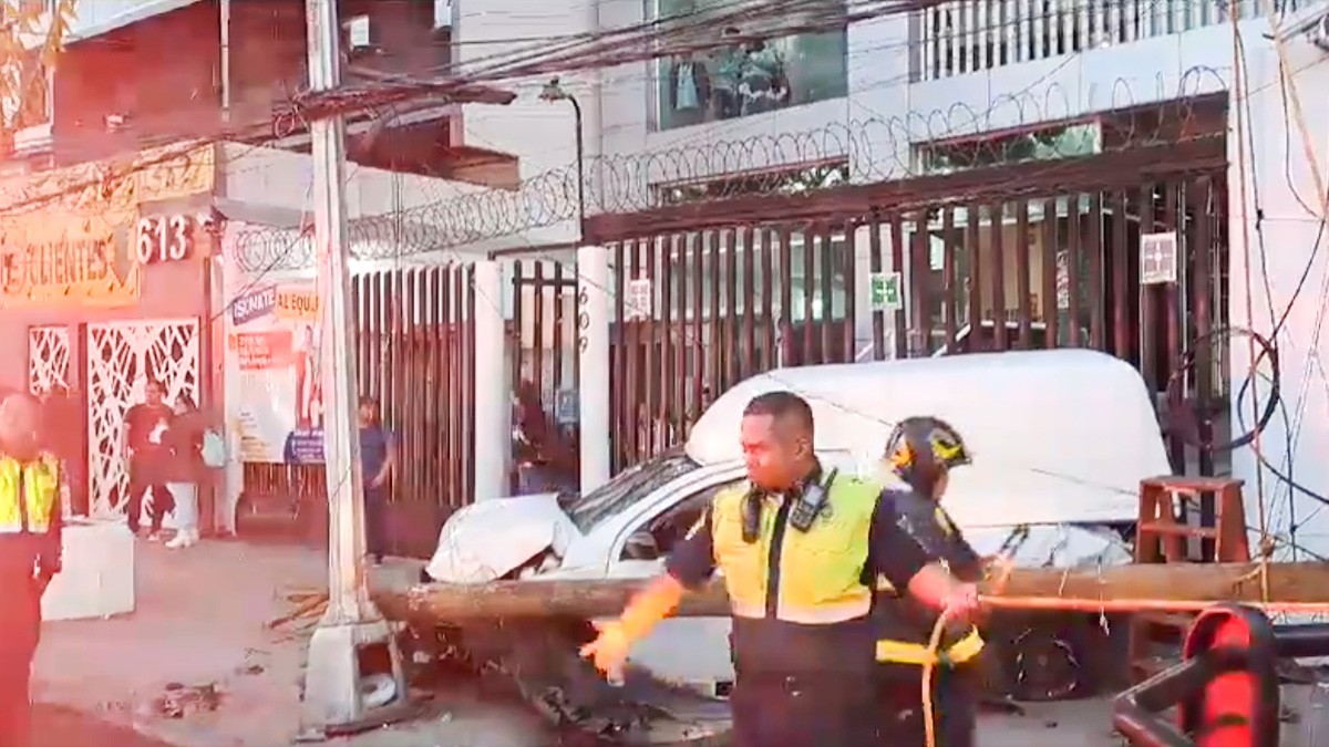 Conductor ebrio provoca carambola y atropellos; hay cinco lesionados, incluida una bebé