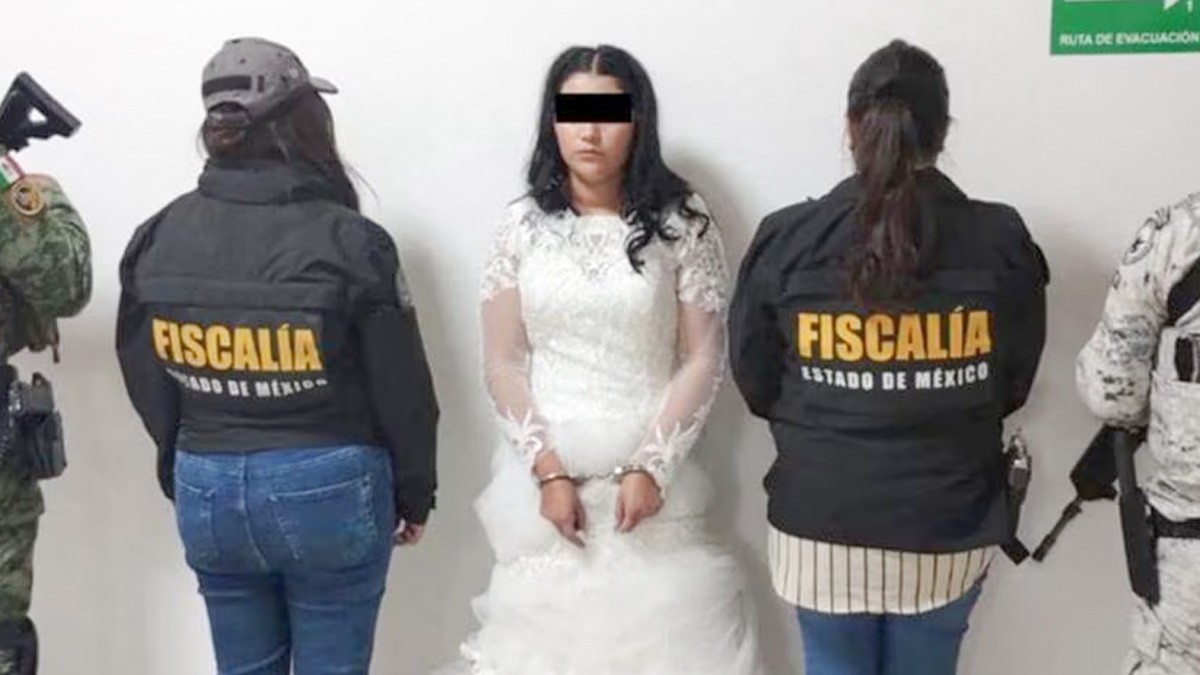 No alcanzó a dar el 'sí': Arrestan a novia con todo y vestido cuando iba camino al altar