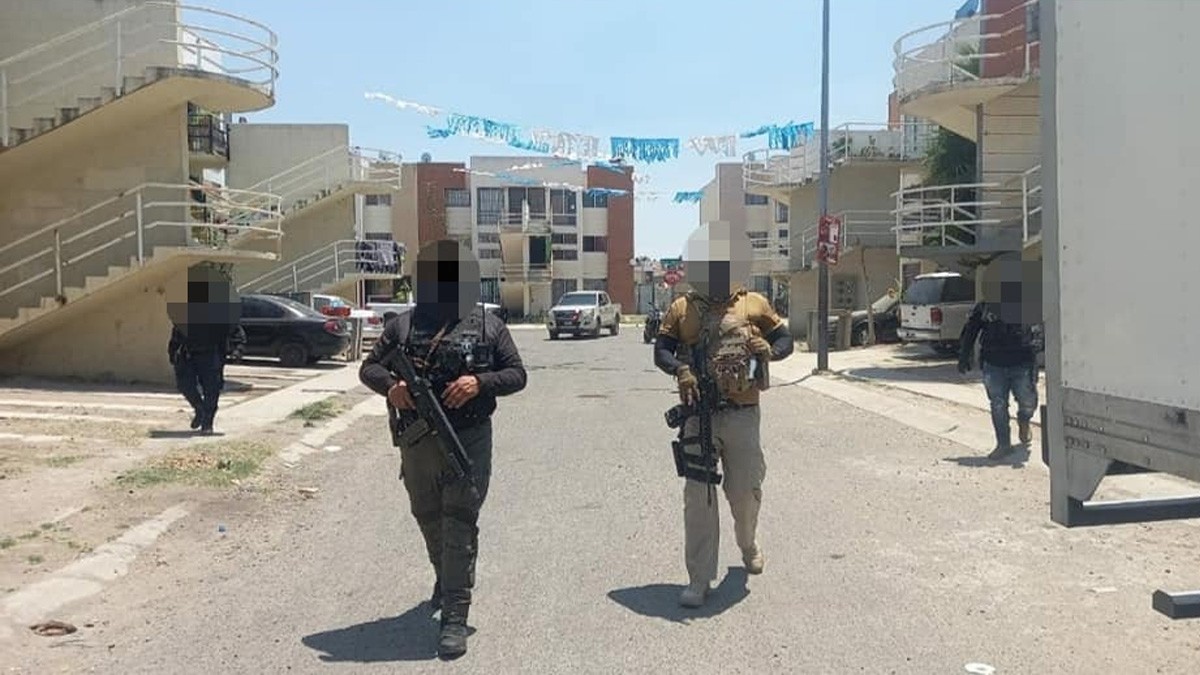 Dejan torso humano en una cochera; resto del cuerpo estaba dentro de la casa