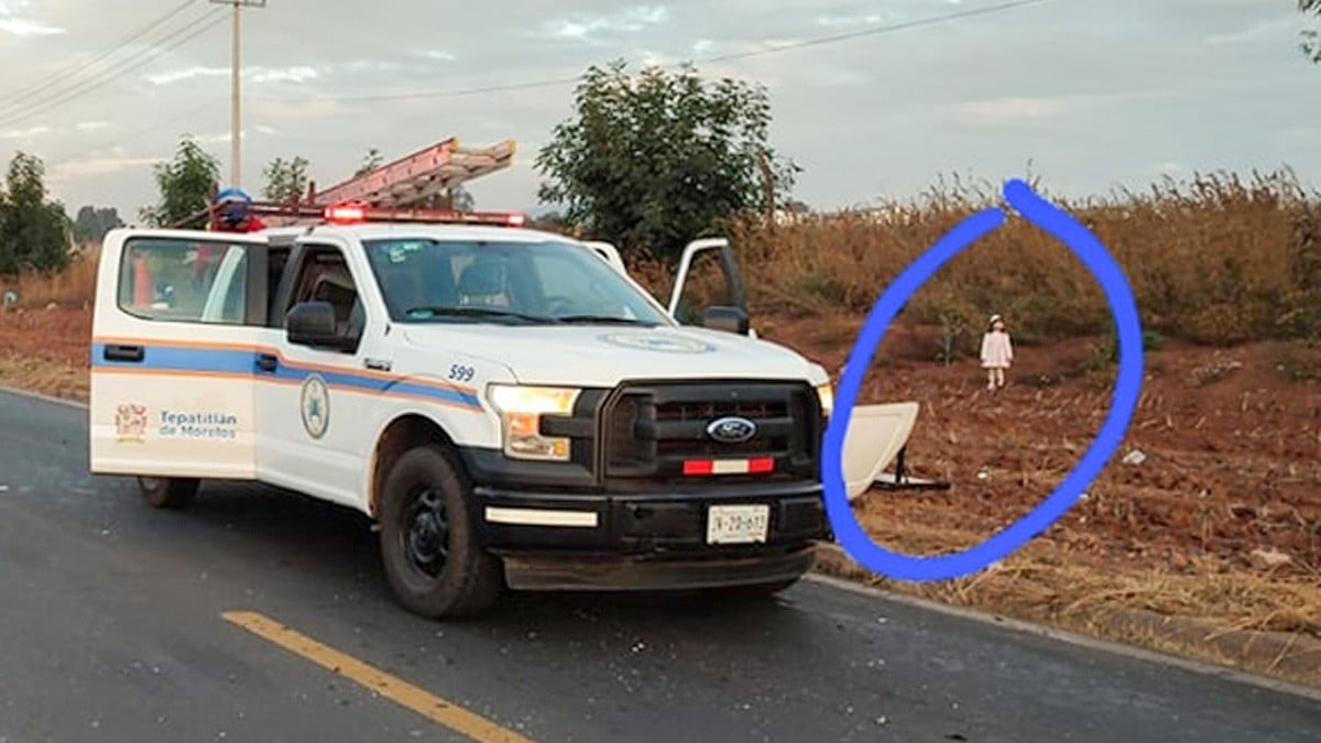 ¡Qué miedo! Niña aparece en fotos de accidente carretero y afirman que es un fantasma