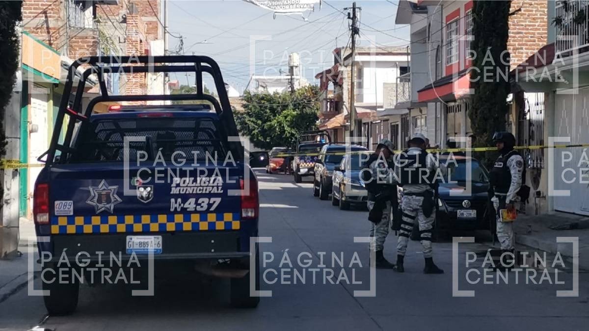 Persiguen a motociclista hasta su casa para balearlo, en Las Trojes