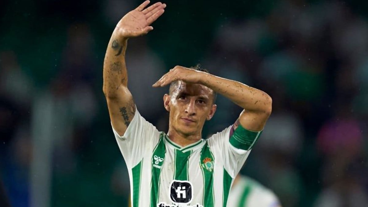 'A eso vengo': Guardado prepara despedida del Betis para fichar con León