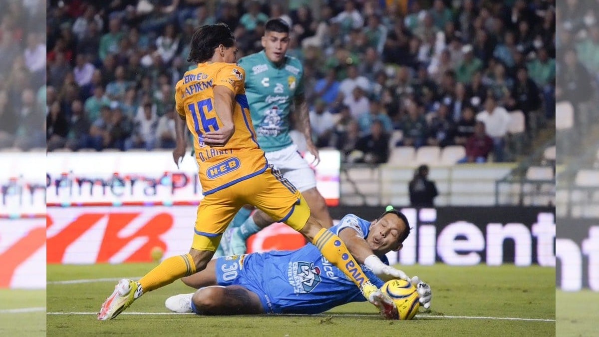 ¡Amargo inicio! León cae ante Tigres en debut de Jorge Bava