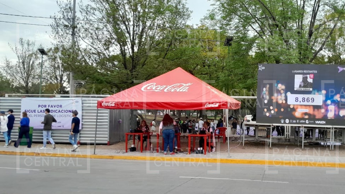 Juana hizo fila desde las 5 de la mañana por Jason Derulo; al final hubo poca gente