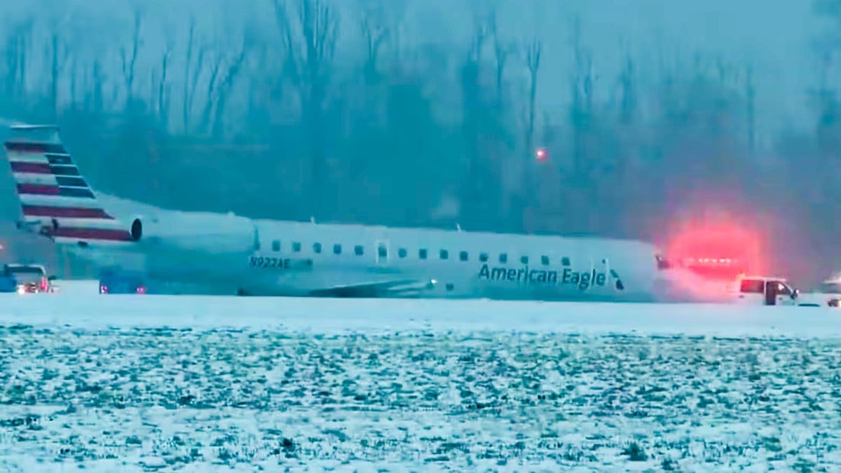 VIDEO: Nevada provoca que avión derrape y se salga de la pista durante aterrizaje