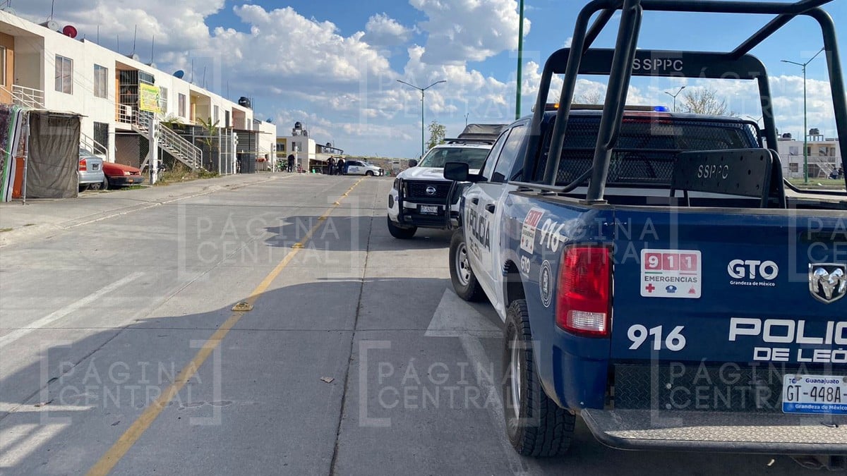 Sicarios abren fuego en la colonia Torres Doradas y balean a dos personas