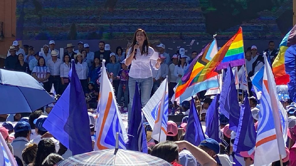 'No tenemos temor de tomar otros caminos': Libia Dennise cierra su precampaña en León