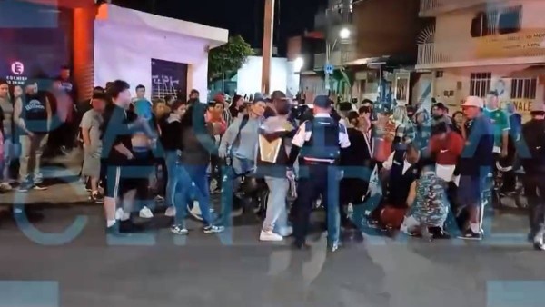 Choque en Barrio de San Miguel deja dos motociclistas heridos