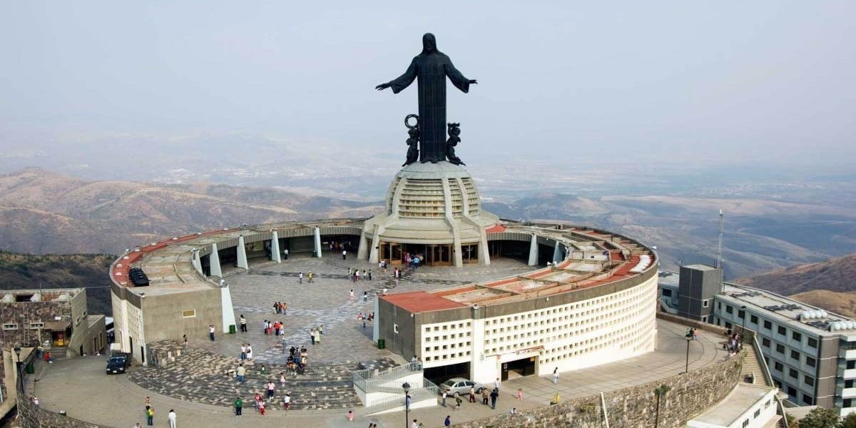 Temen jóvenes participar en marcha a Cristo Rey por inseguridad; piden no viajar solos