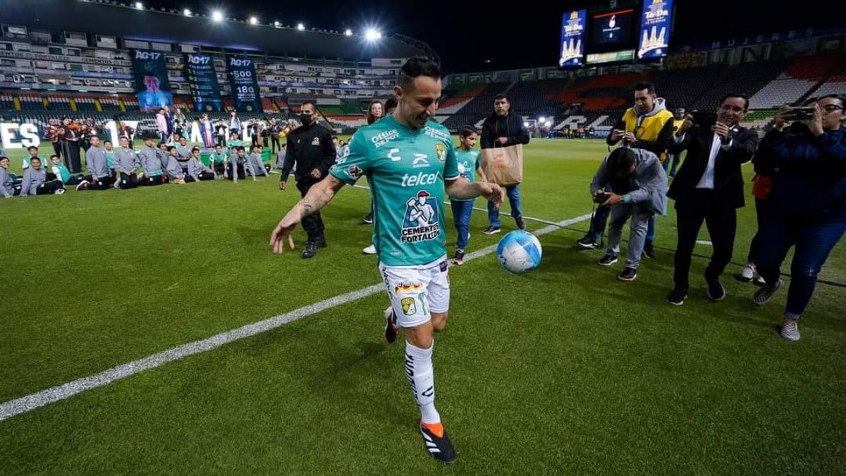 León vs Santos: por el debut de ensueño que se quedó 'Guardado'; ¿dónde ver el partido?