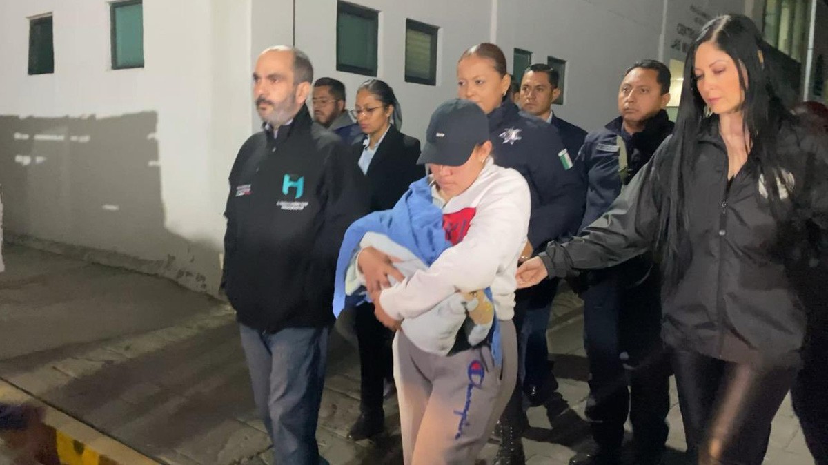 Mujer se hizo pasar por niñera, robó un recién nacido y ahora está prófuga