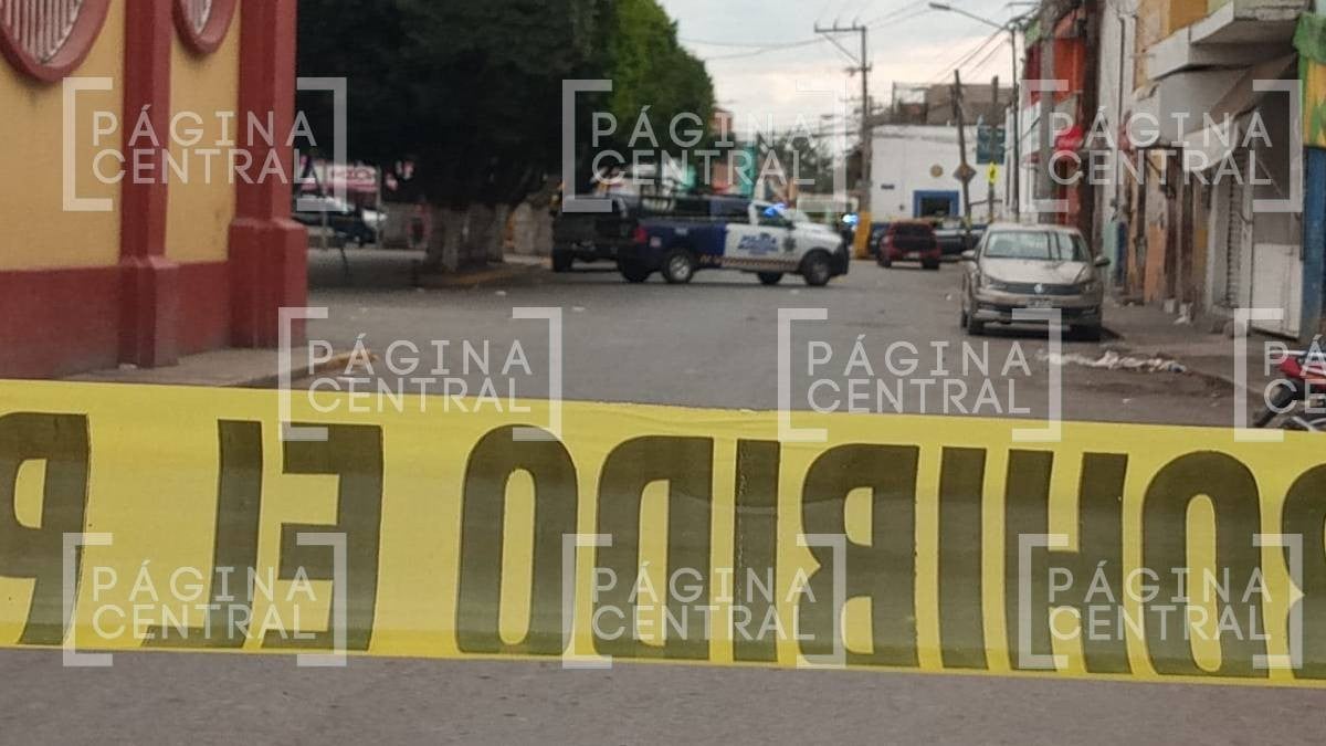 Emboscan a policía afuera de primaria; 2 niños quedan heridos como colaterales