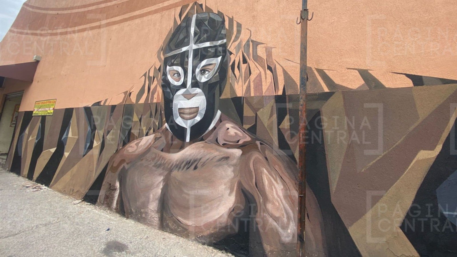 Rescatan legado de Black Shadow con imponente mural en el Mercado República, ¿ya lo viste?