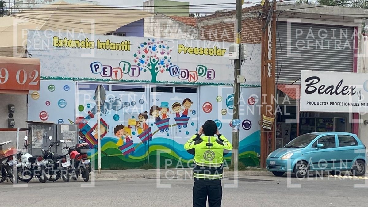 Niño jugaba con amiguitos en estancia de León cuando comenzó a asfixiarse en tobogán