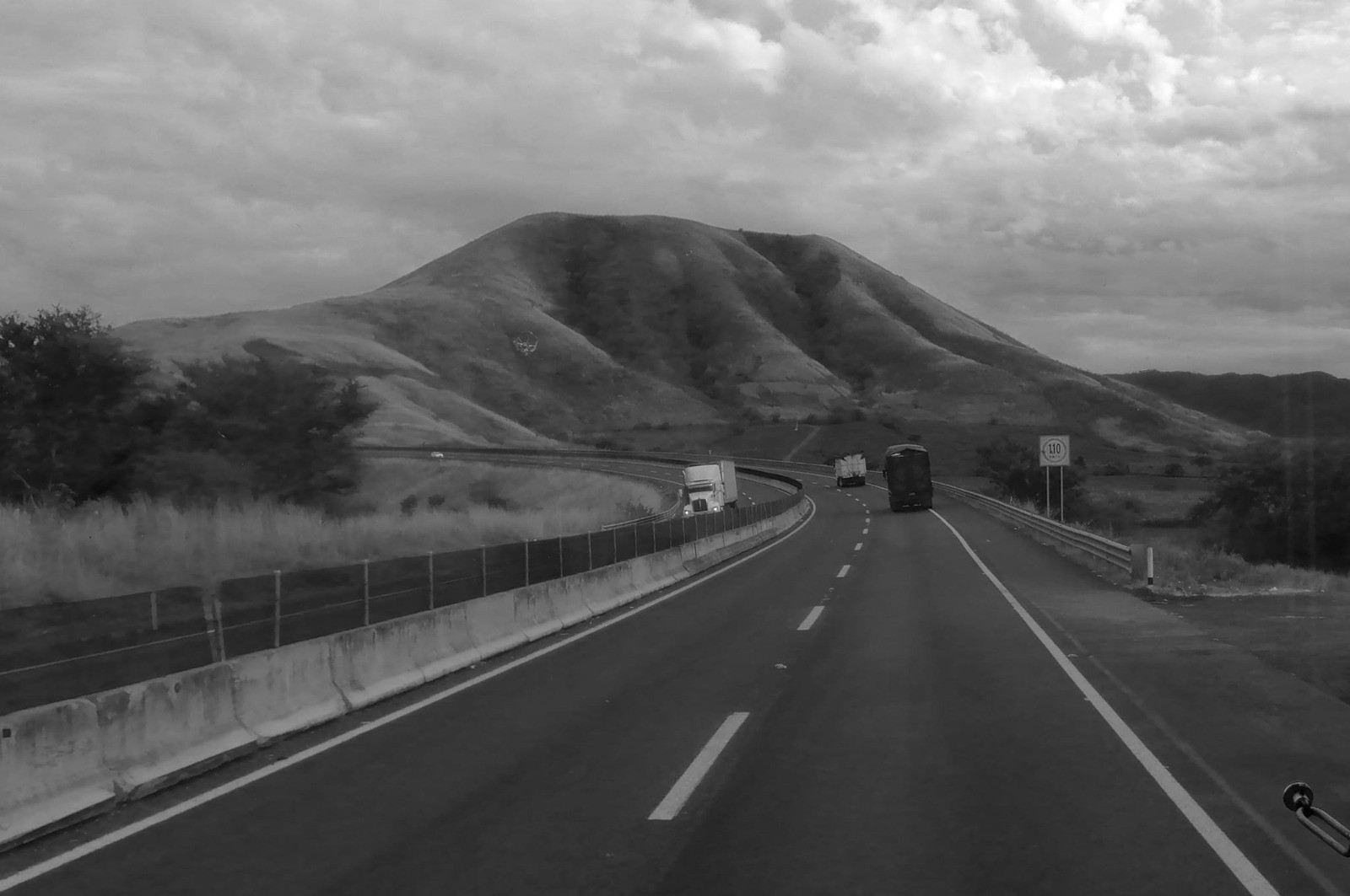 Carreteras federales son ‘tierra de nadie’, antes la policía federal nos cuidaba: CMIC