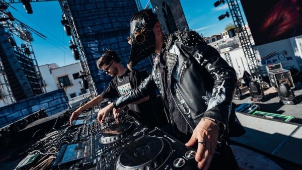 ¿Quieres ir al Festival Water Castle en el Foro Mazda? Checa cómo conseguir tu pulsera