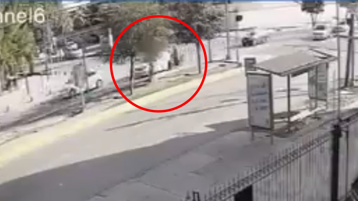 VIDEO Captan choque que provocó la muerte de un motociclista