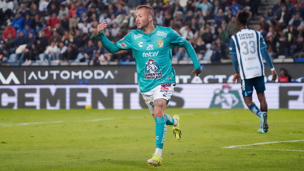 ¡Confirmado! 'Diente' López seguirá en el Club León
