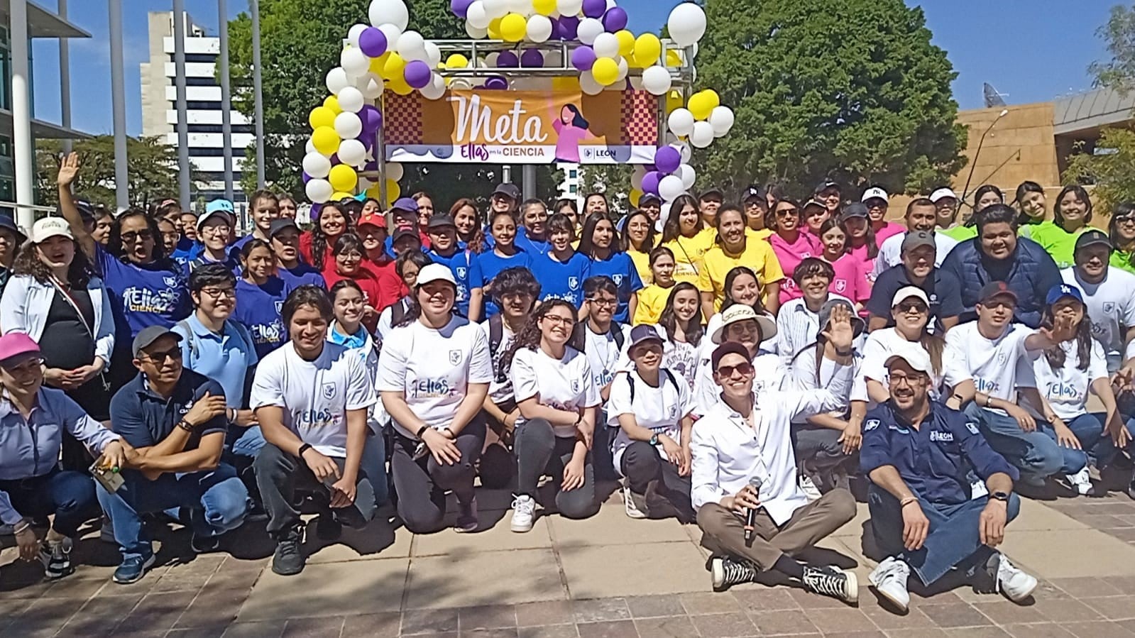 Impulsan amor por la ciencia en niñas y jovencitas de León