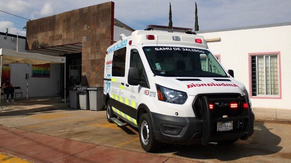 Pareja llevaba el cadáver de su hija de dos años en una caja; ya los detuvieron