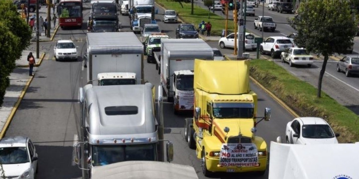 Transportistas siempre sí van a paro nacional este jueves; exigen seguridad