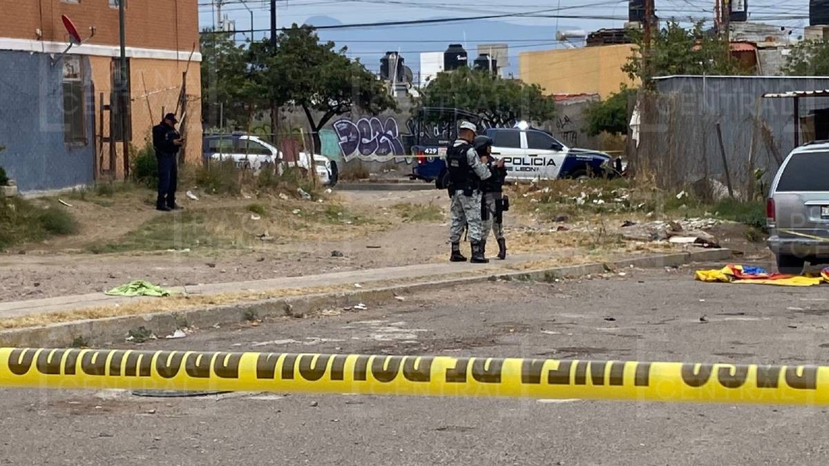 Balean a 3 personas en colonia Las Hilamas