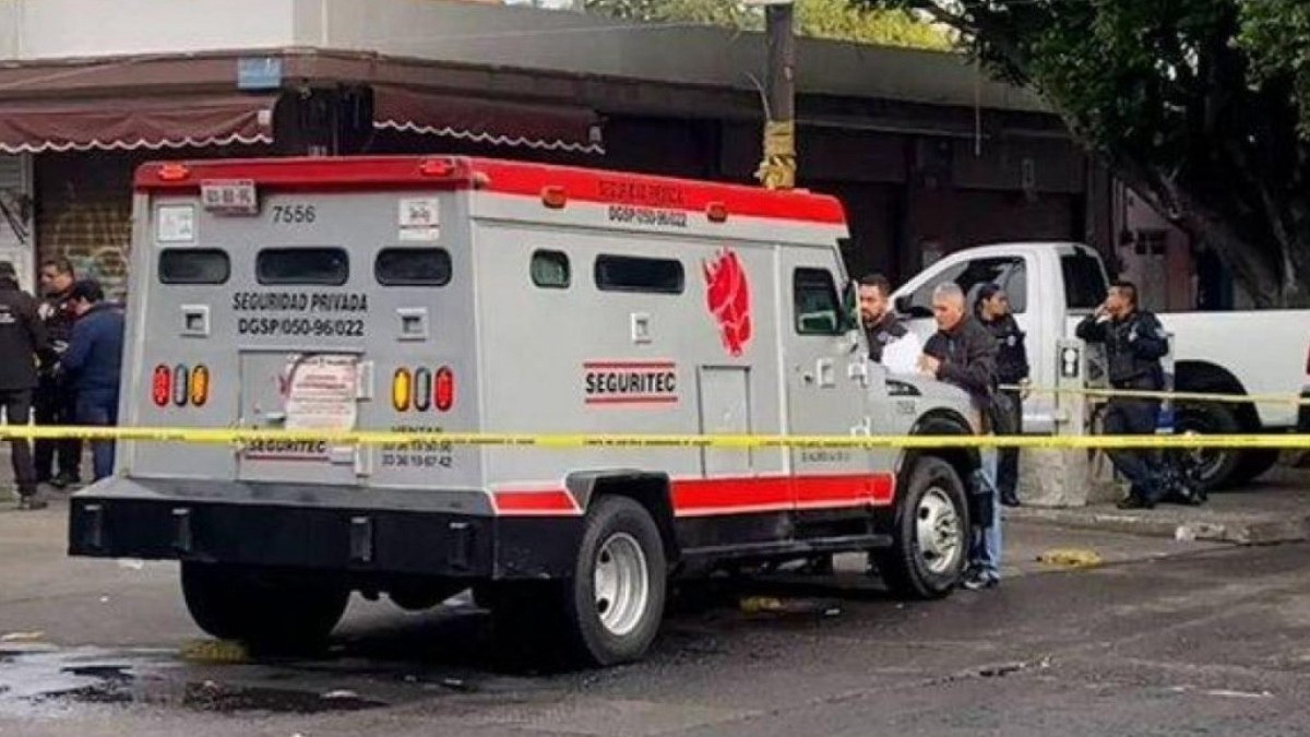 ¡Asalto millonario! Roban casi $8 millones a camioneta de valores y matan a 2 custodios