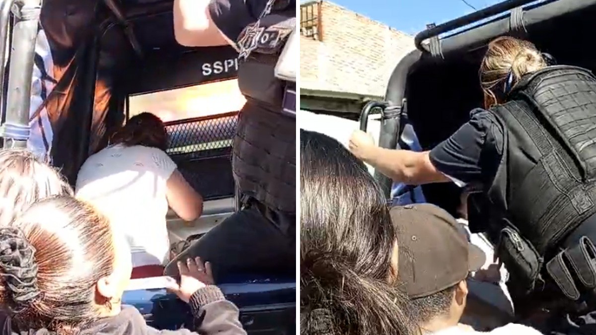 VIDEO 'Hija de tu...' Golpean en patrulla a mujer que al parecer mató a joven en San Juan Bosco