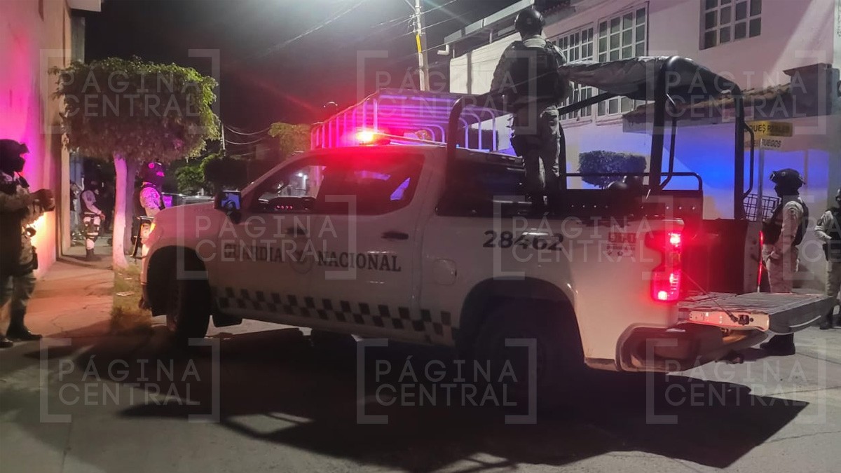 Motosicarios balean a joven de 19 años en la colonia Bosques Reales