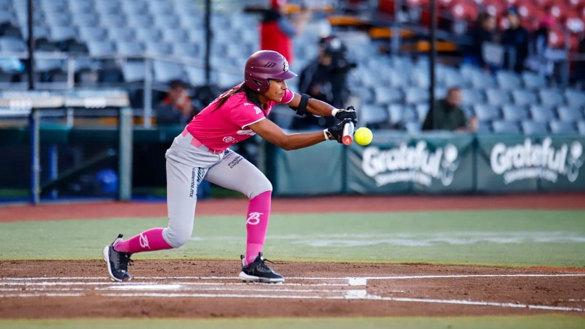 ¡Sacan la casta! Bravas de León vence a Charras de visita
