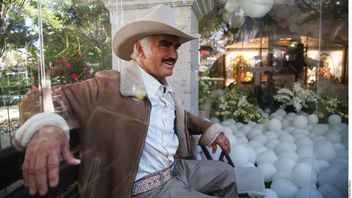 Celebran con fiestón a Chente, quien llegaría a 84 años