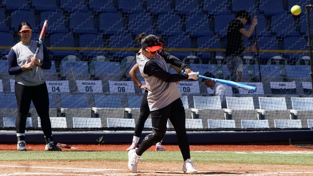 ¡Sacan fuego al diamante! Pilotos de Rally juegan ante Bravas de León