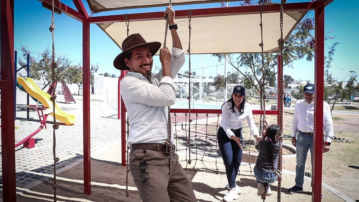 Supervisan autoridades avance de diversos parques públicos en León