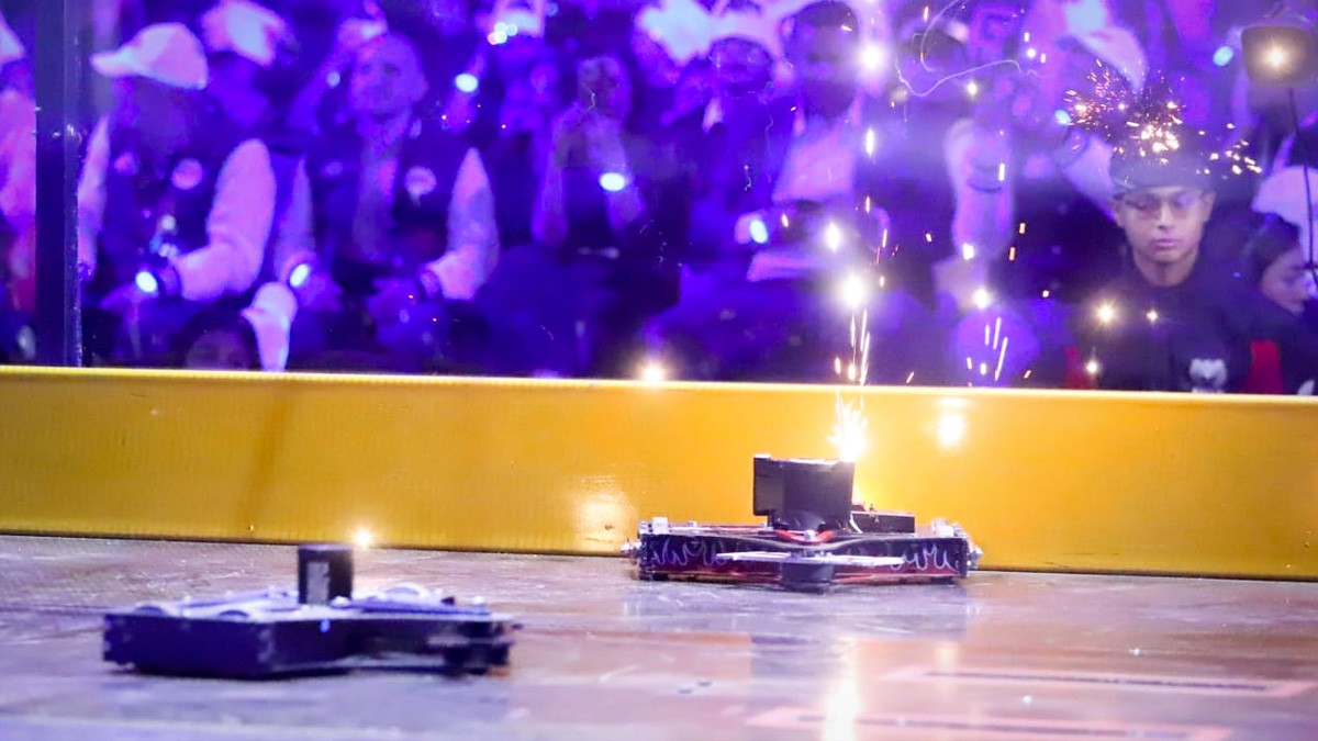 Mandarán a Japón a ganadores de la Batalla de Robots en León