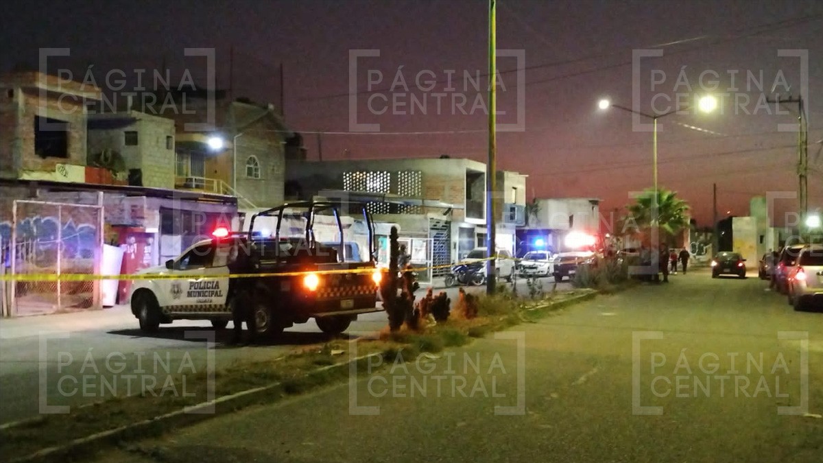 Sicarios abren fuego contra puesto de churros; matan a un hombre y hieren a dos más