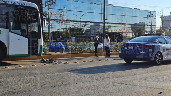 Ciclista intentó ganarle el paso a la 'oruga', asegura líder de transportistas 