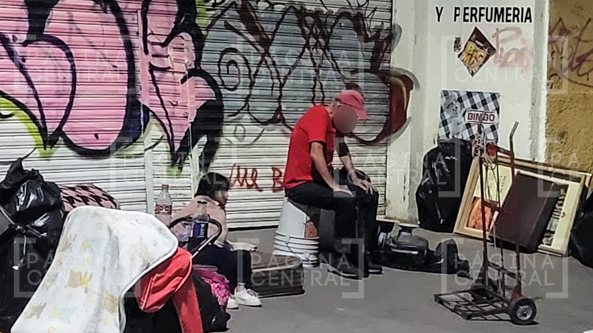 Desalojan a 25 familias en pleno centro de León; pasarán la noche en la calle