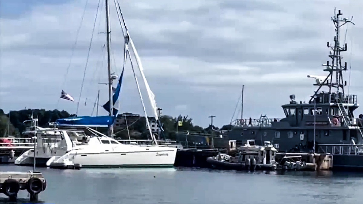 Pareja quería explorar el Caribe en su yate, pero los secuestran y los tiran por la borda