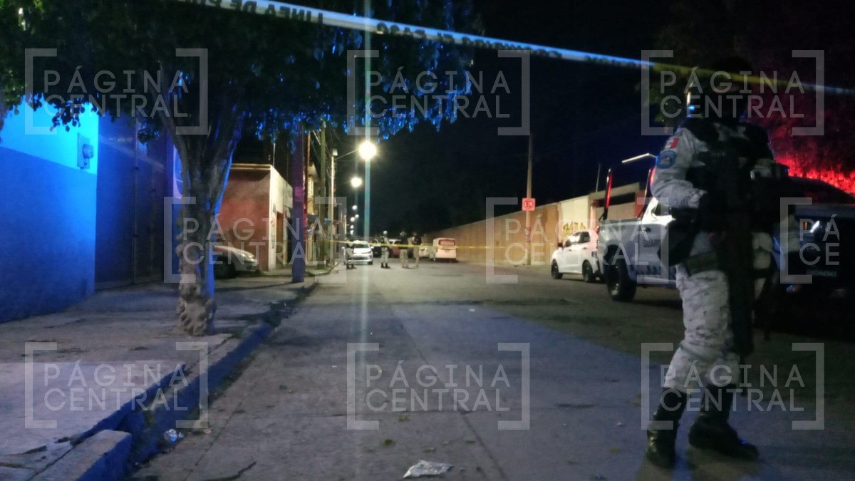 Interrumpen a balazos clase de zumba y dejan a mujer herida de gravedad