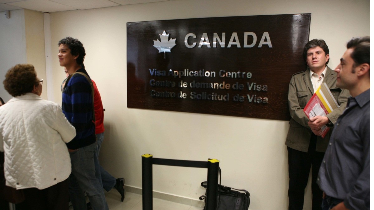 Impone Canadá visas a mexicanos