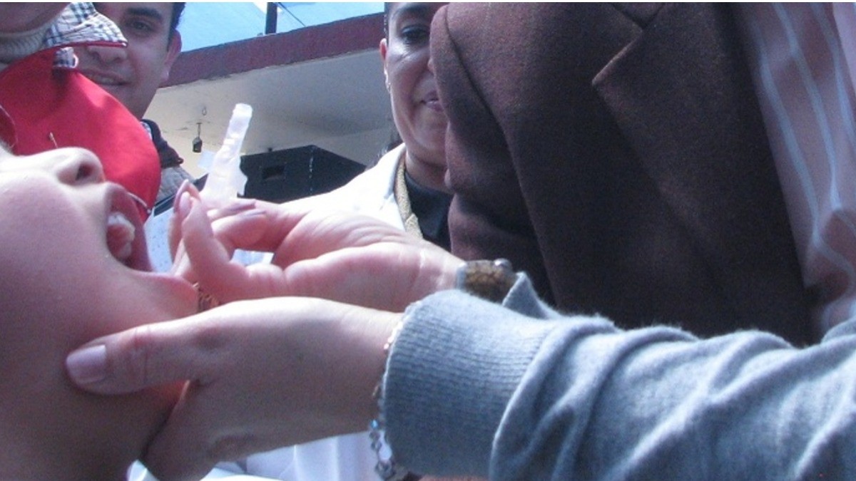 Se quedan 316 mil menores sin vacunas