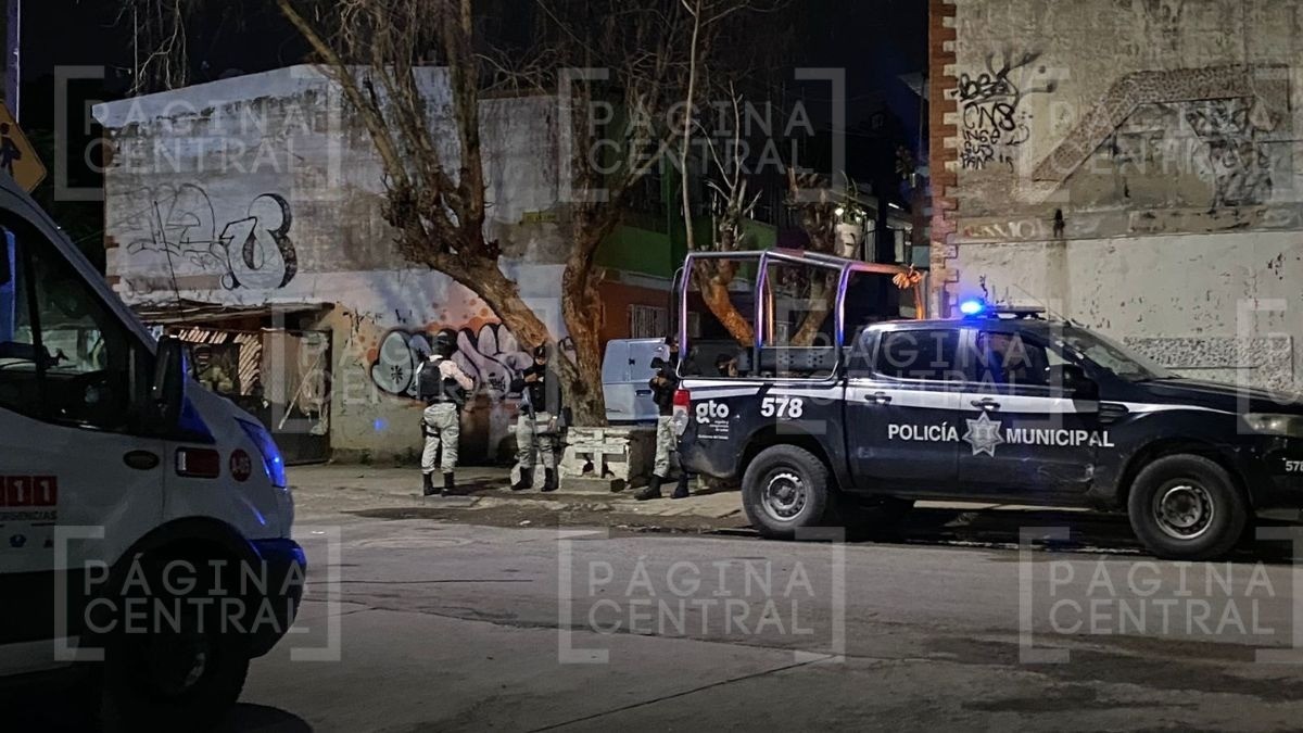 Arrestan a pareja en posesión de arsenal en Portones del Moral; iban con su hija menor