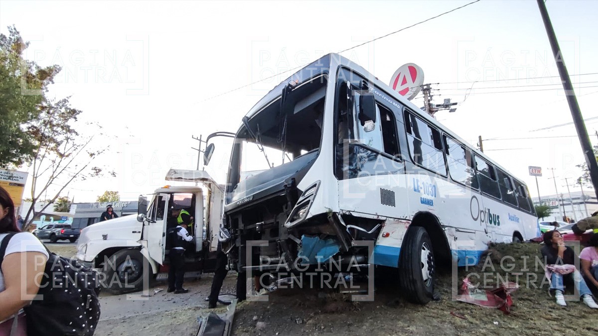 Camionazo en Piletas dejó 18 lesionados, confirman autoridades