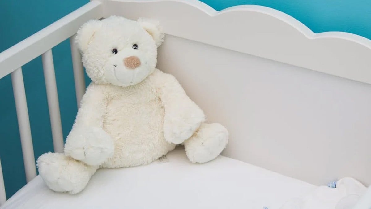 Mamá dormía con su bebé, pero lo mató al aplastarlo porque estaba drogada