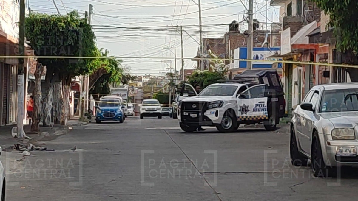 Entran por la fuerza a su casa en San Marcos para acribillarlo; va grave al hospital