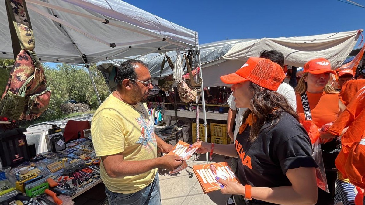 Yulma Rocha visita San Luis de la Paz, y promete reducir la pobreza un 20%