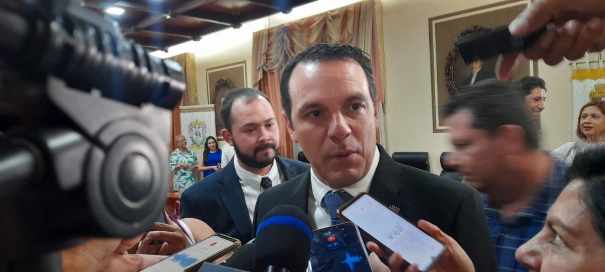 Promete alcalde interino dar continuidad a la administración y seguridad en elecciones